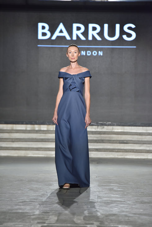 A FORM DRESS WITH CHEST KNOT DETAIL - Barrus London